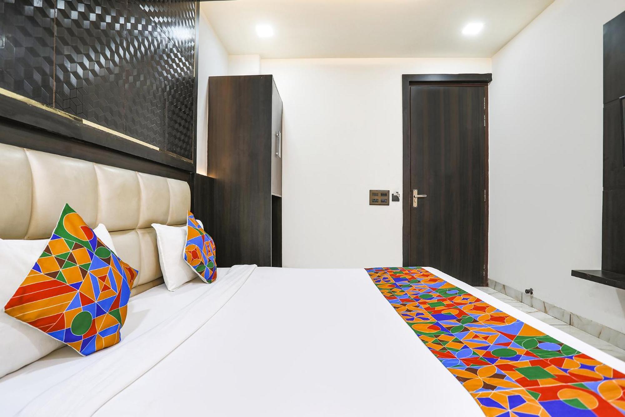 Fabhotel Grand Sparrow Tājganj 外观 照片