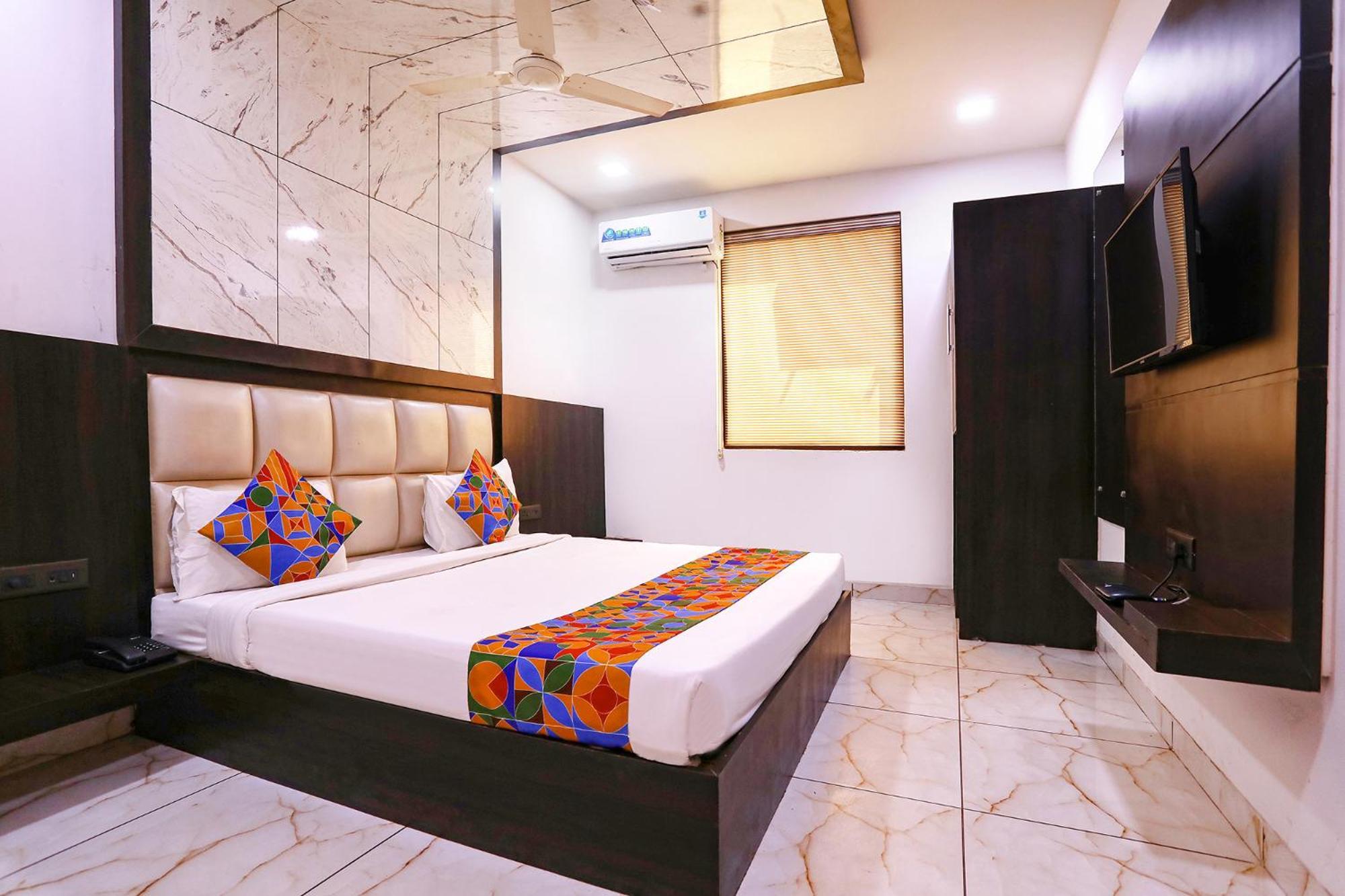 Fabhotel Grand Sparrow Tājganj 外观 照片