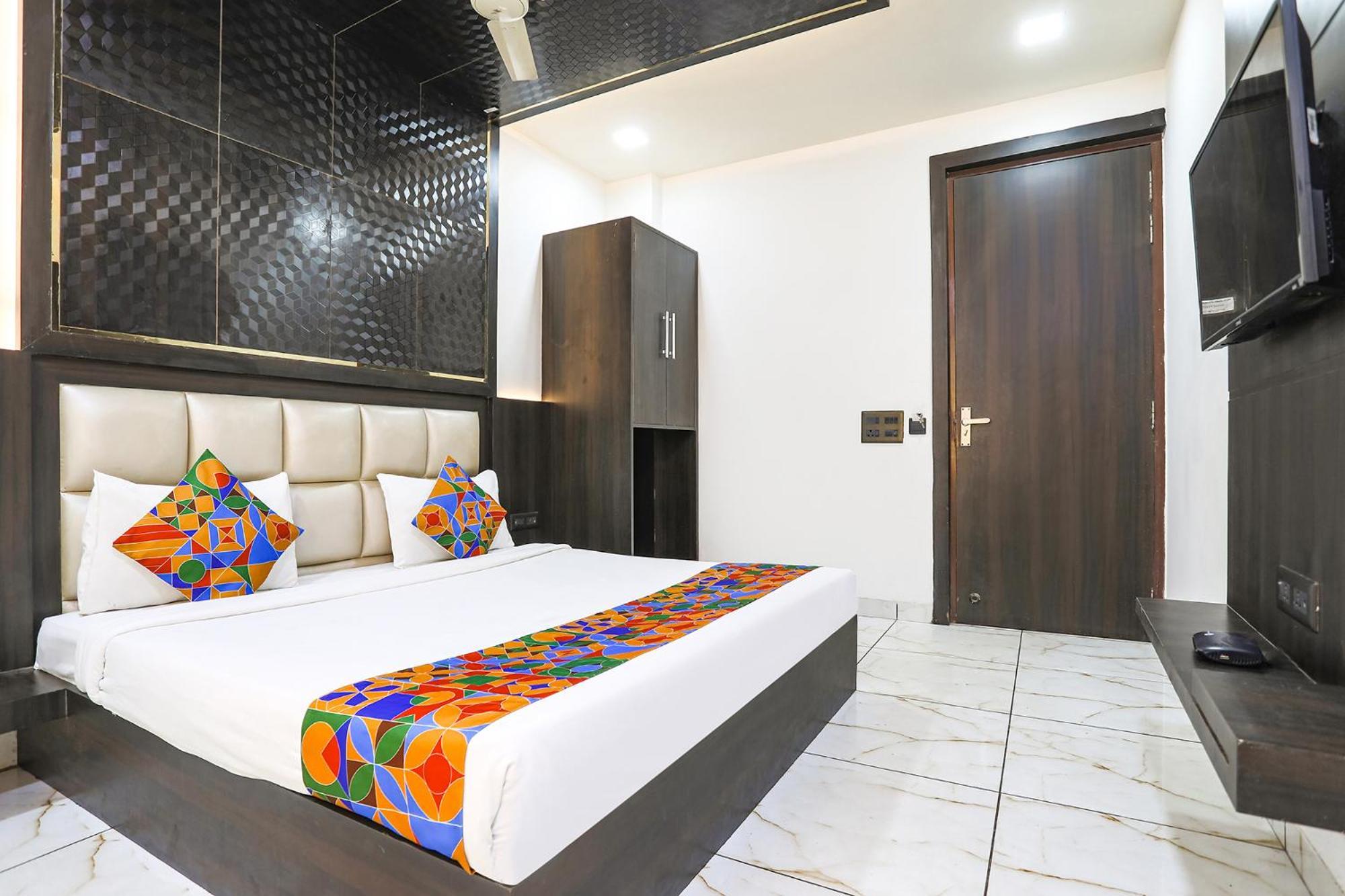 Fabhotel Grand Sparrow Tājganj 外观 照片