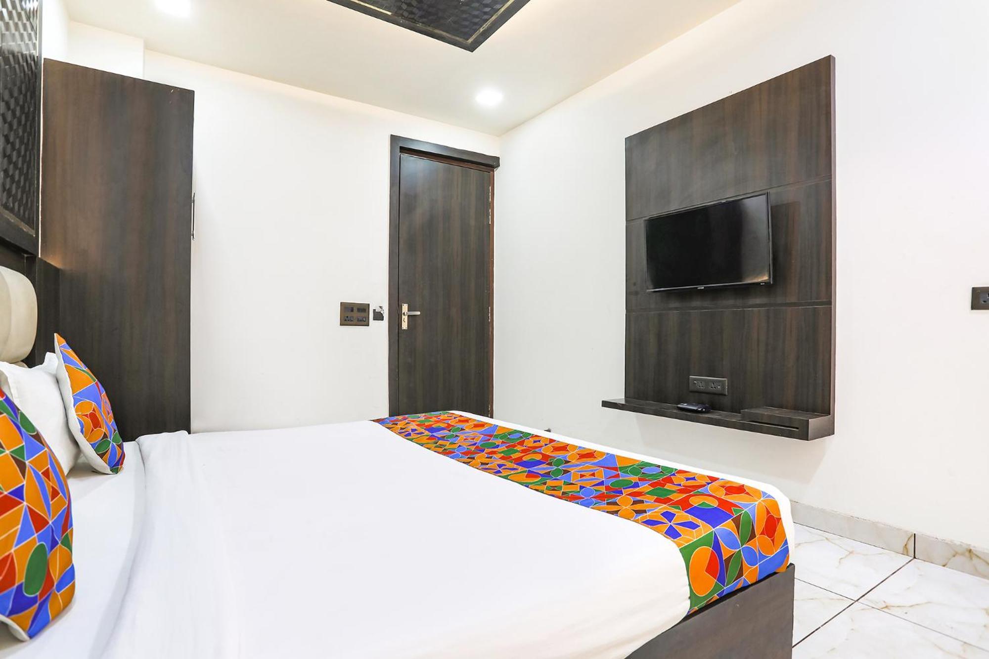 Fabhotel Grand Sparrow Tājganj 外观 照片