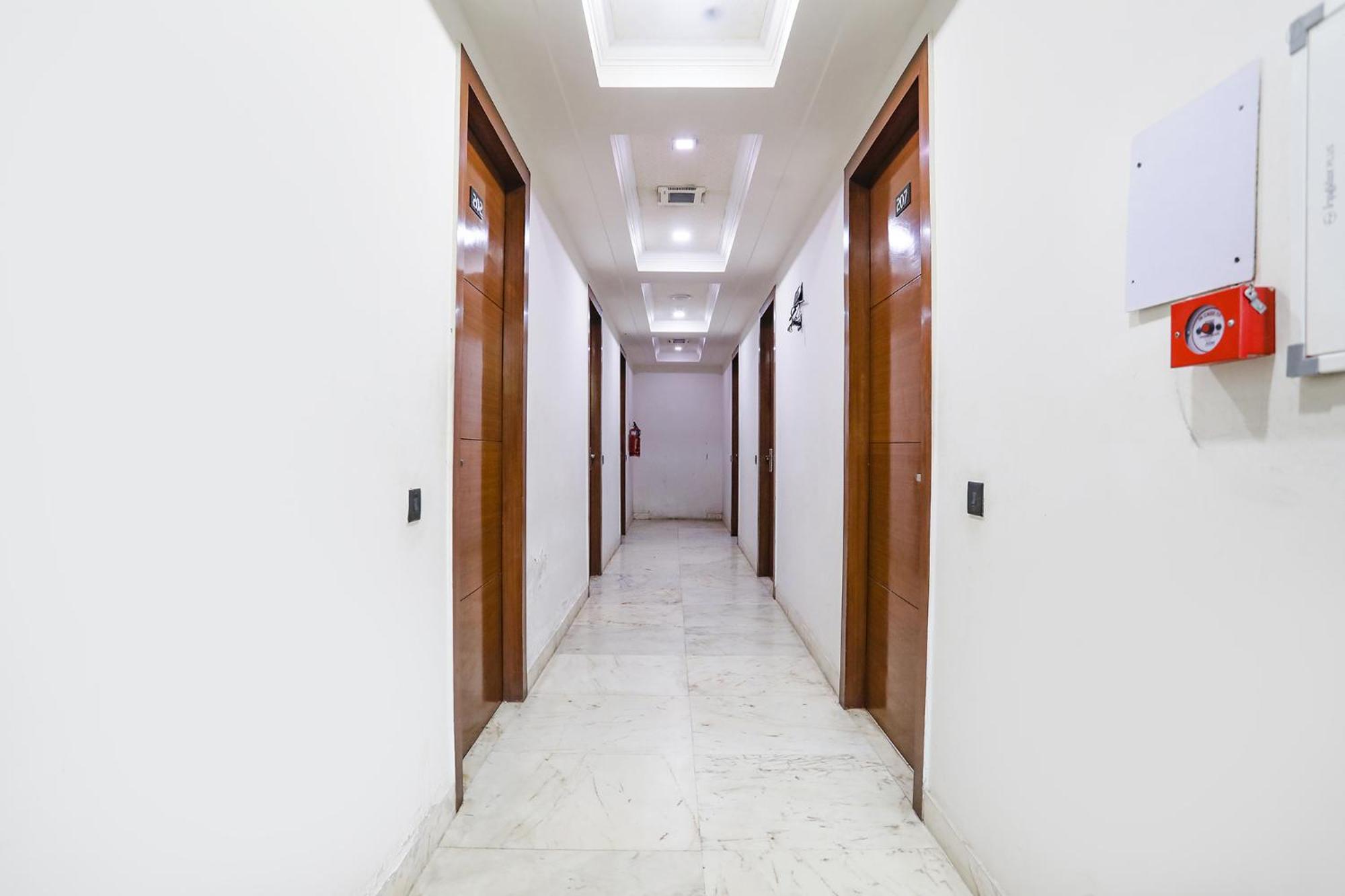 Fabhotel Grand Sparrow Tājganj 外观 照片